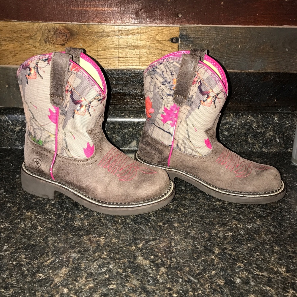 SOLD on Merc Ariat Women's Cowboy Boots