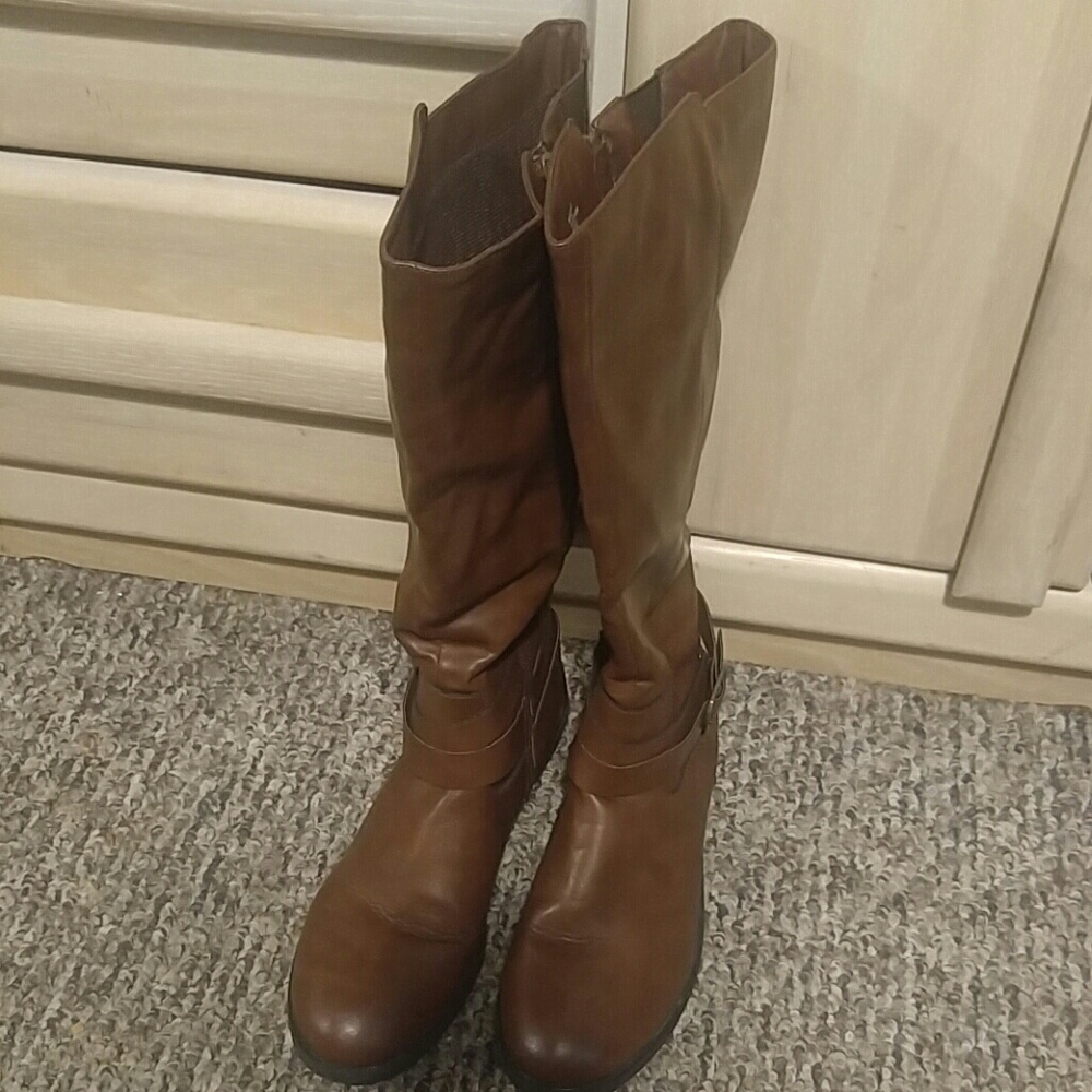 Style & Co. Brown Boots 9.5