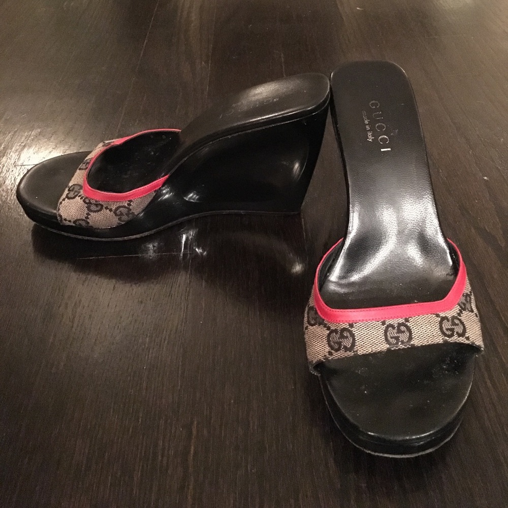 Gucci sandal
