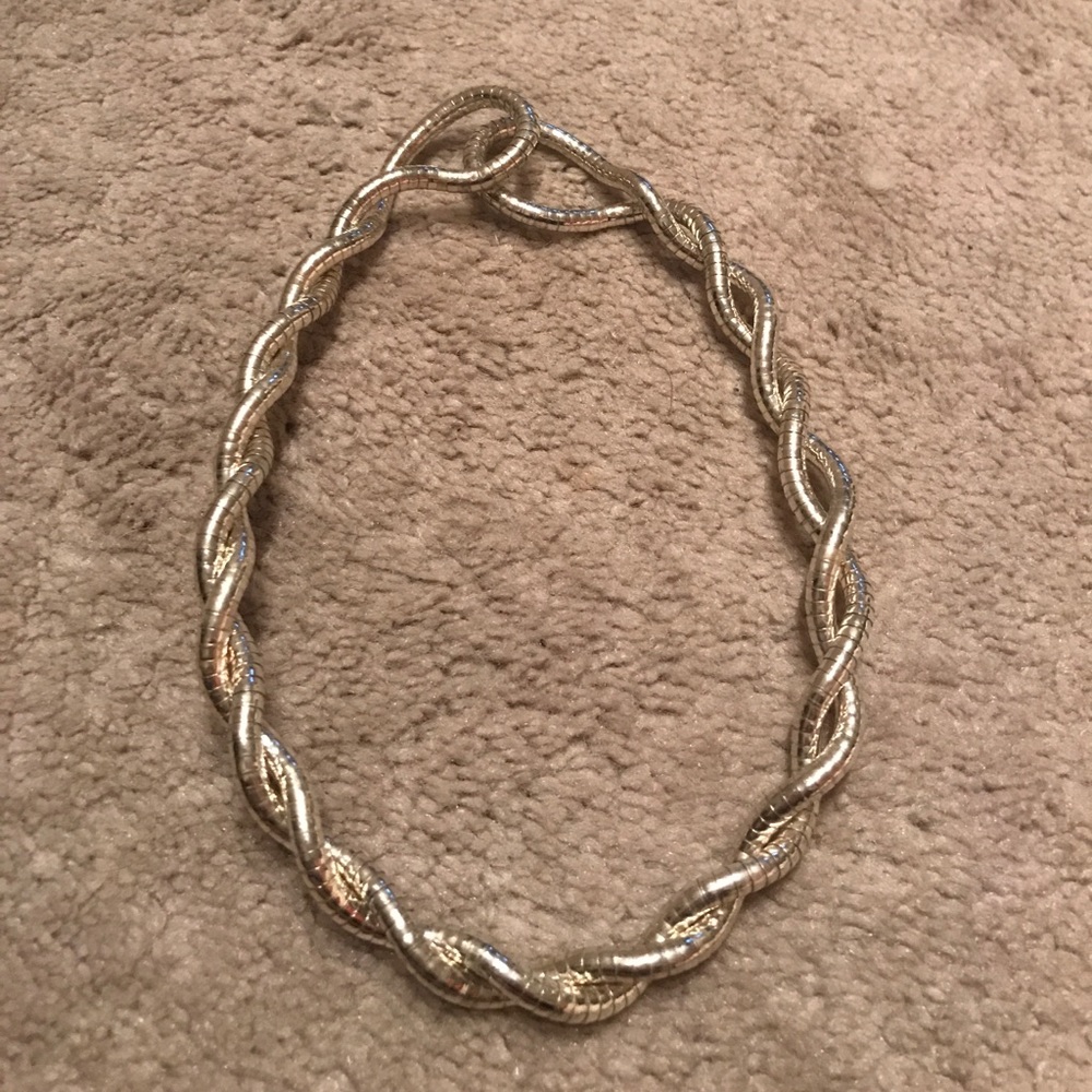 Bendable snake necklace