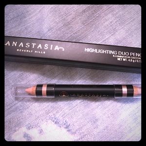 Anastasia Highlighting Duo Pencil