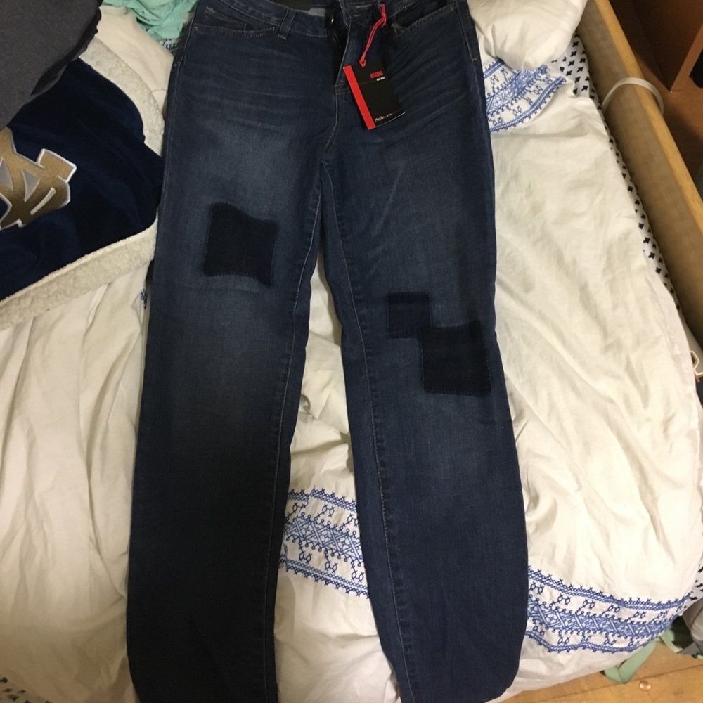 BRAND NEW JEANS WITH PATCHES SIZE 10