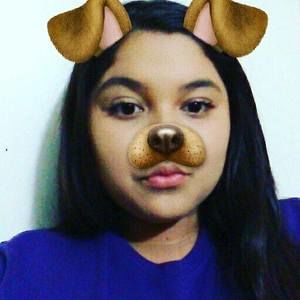 Meet your Posher, Valeria