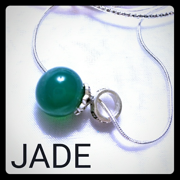 Jewelry - GENUINE 🔮JADE & MARCASITE PENDANT/NECKLACE