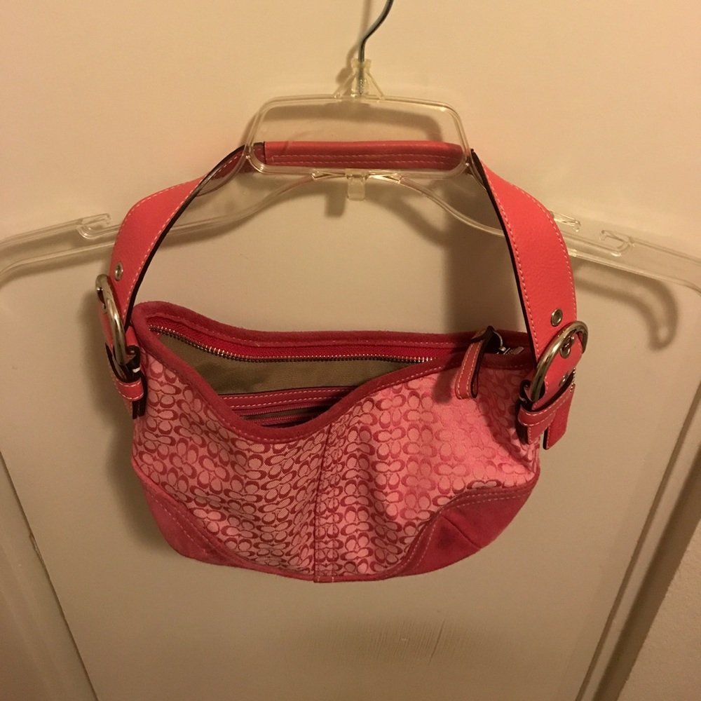 Coach hobo classic !! Excellent used condition