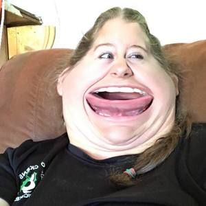 Meet your Posher, Brenda