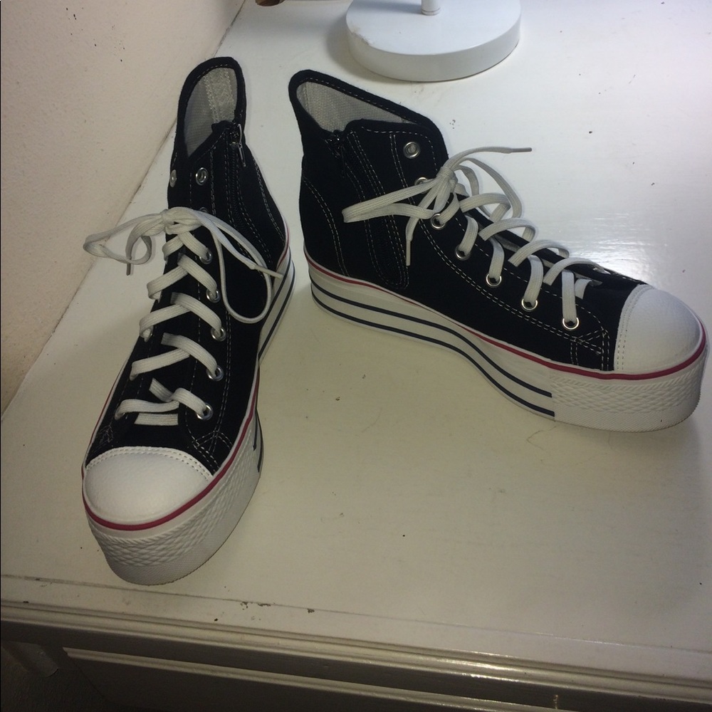 Maxstar Zipper Platform Canvas High Top Sneakers