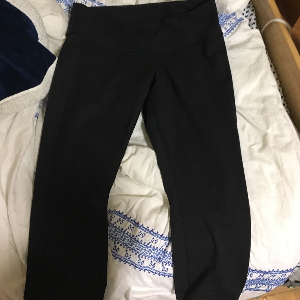 Lululemon cropped black leggings size 12