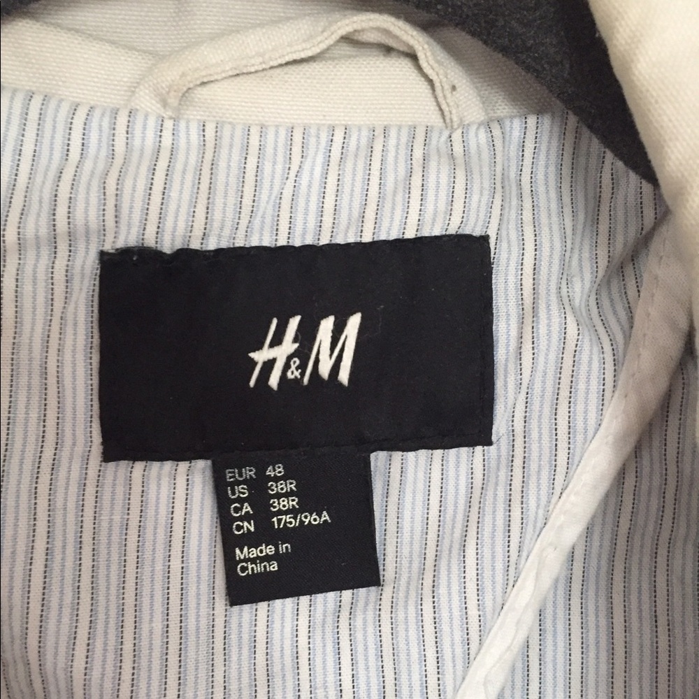 H&M - Picture 2 of 3