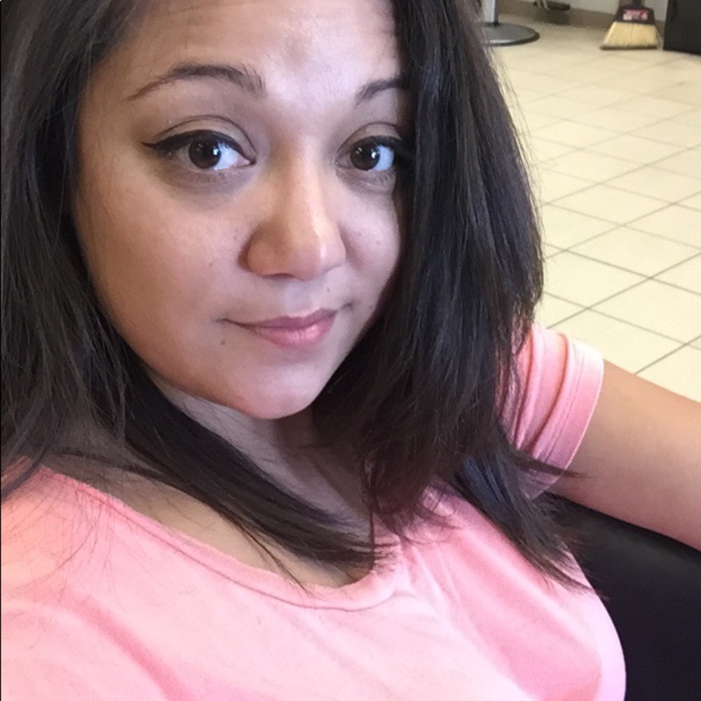 Meet your Posher, Rayleen