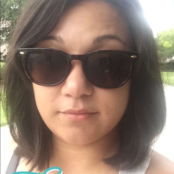 Meet your Posher, Rayleen - Picture 6 of 8