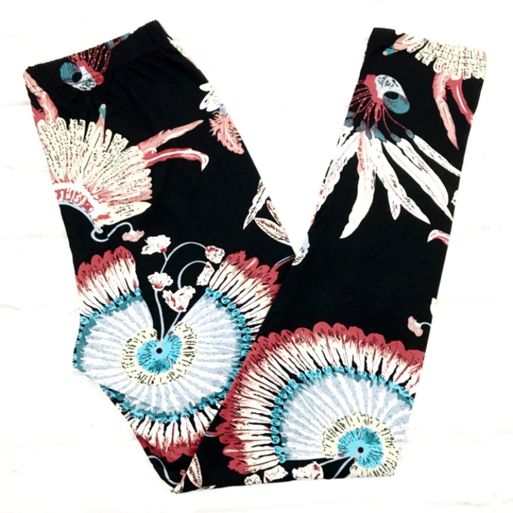 Buttery Soft Indian Feather Aztec Tribal Leggings