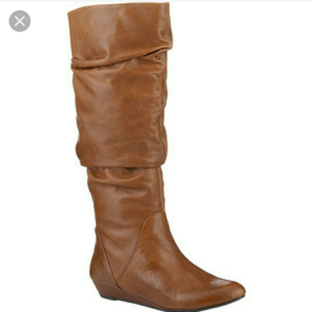 Gianni bini tan knee high flat boots.