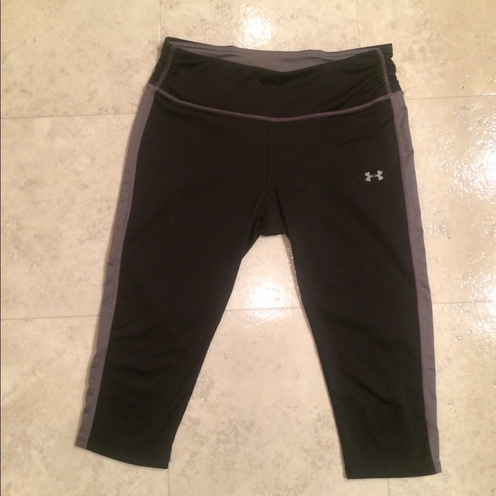 Under Armour running capris