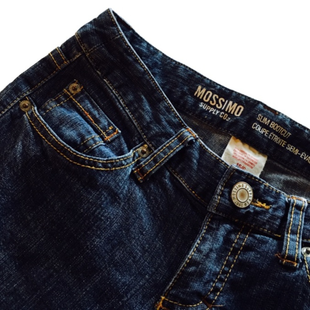 NWOT slim bootcut jeans