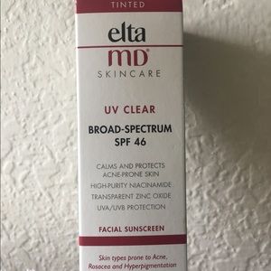 BROAD-SPECTRUM SPF 46