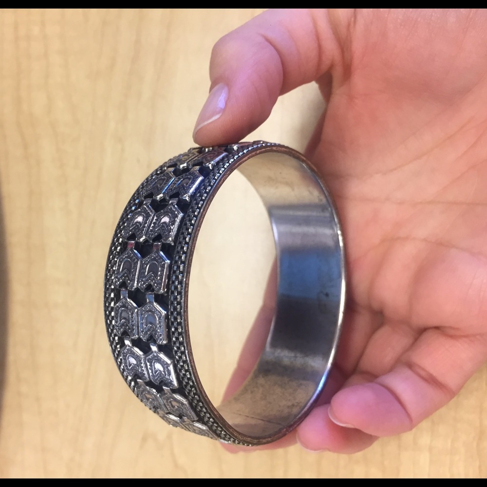 Bracelet - Picture 2 of 3