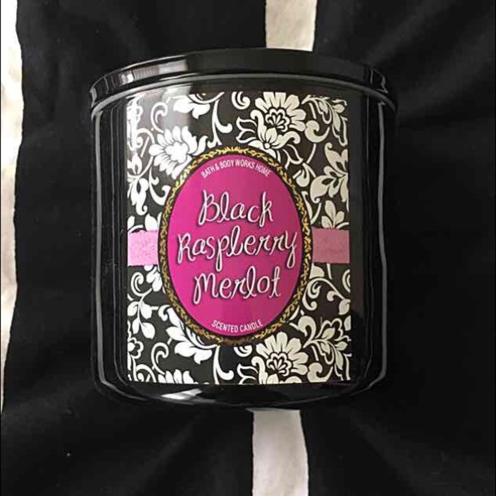 **SOLD** Bath & Body Works Black Raspberry Merlot