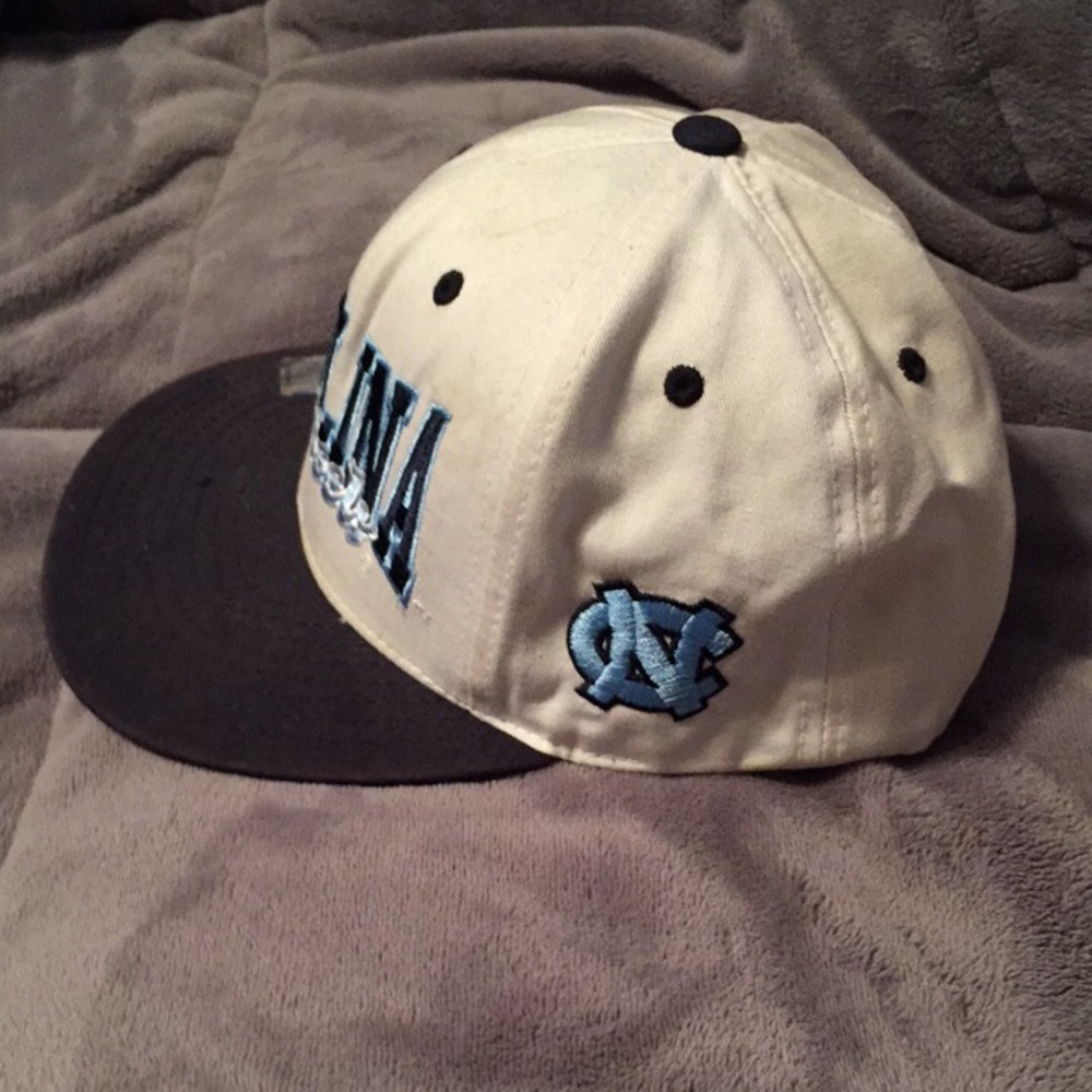 SnapBack hat - Picture 3 of 3