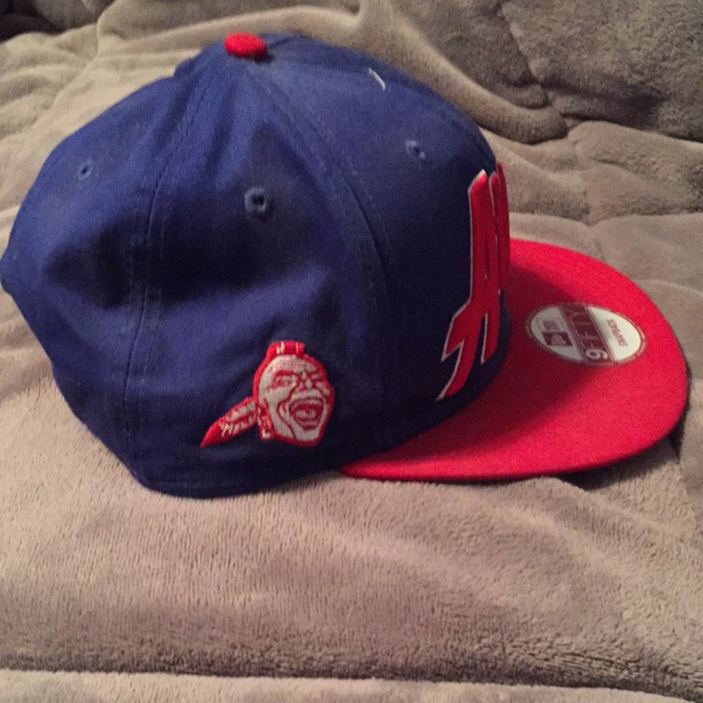 New-era SnapBack hat - Picture 2 of 3