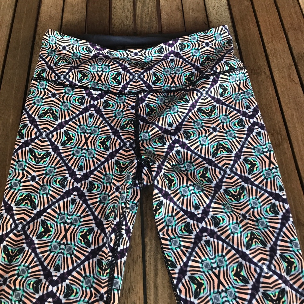 Victoria's Secret Sport Knockout Crop Pants