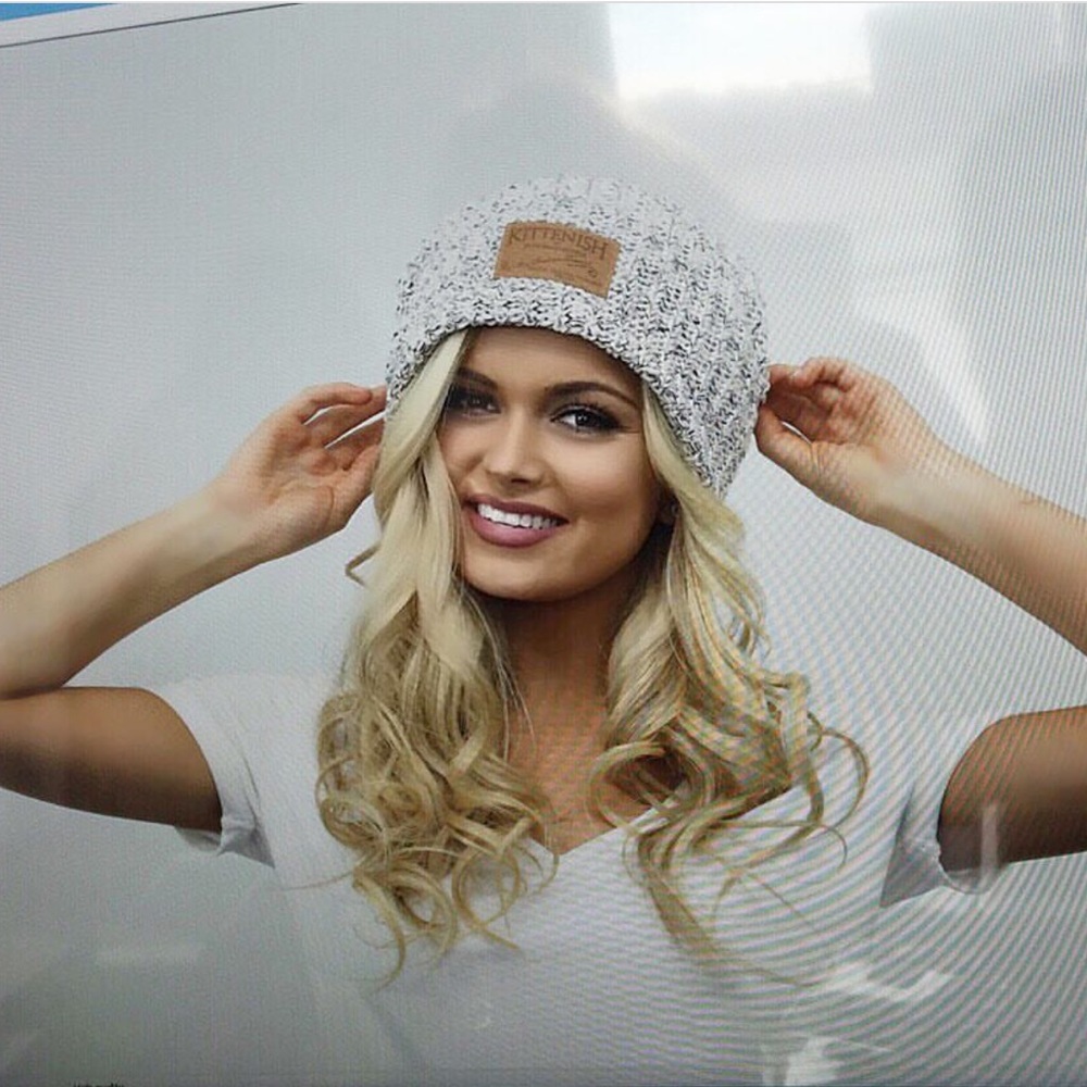 Kittenish original beanie!Jessie James Decker line