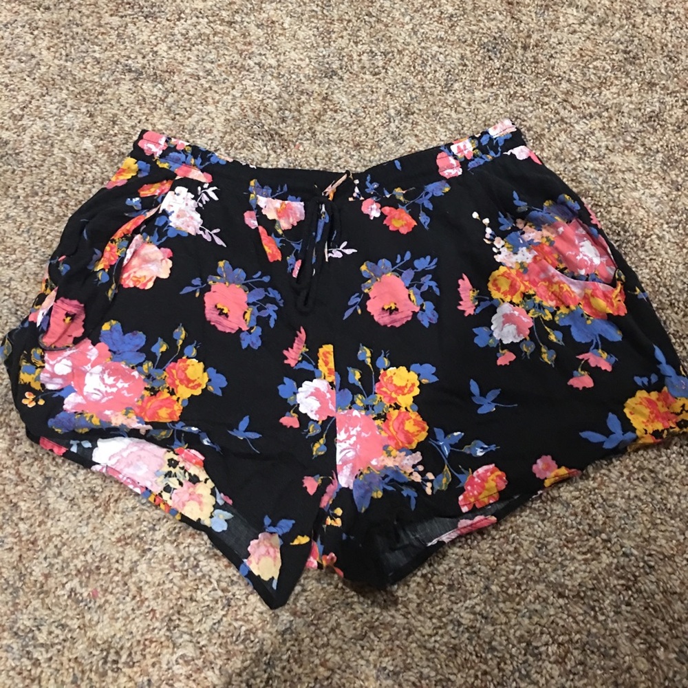 Flower printed shorts
