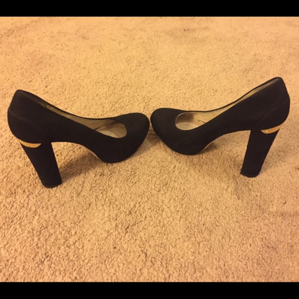Michael Kors black heel