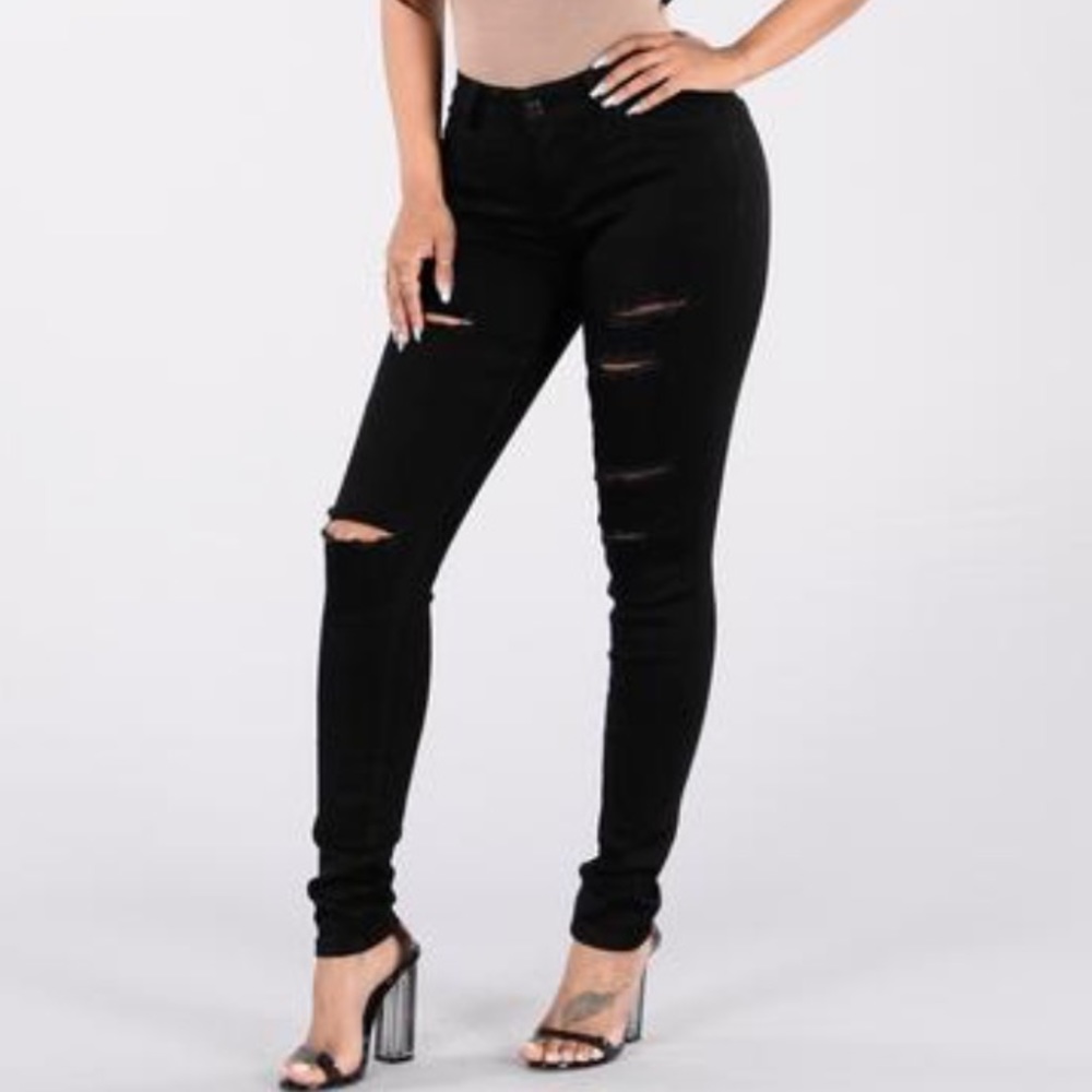 Black Distressed Jeans