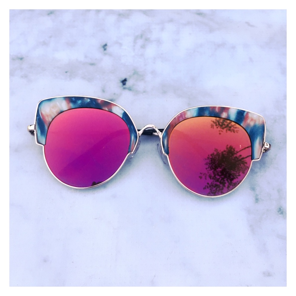 Just In- Marble Cat Eye Sunglasses - Picture 8 of 8