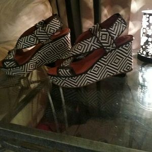 Black and White Espadrilles size 8