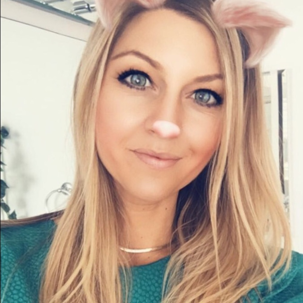 Meet your Posher, Leslie