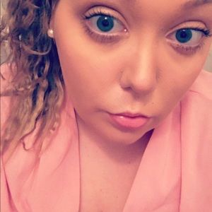 Meet your Posher, Breanna