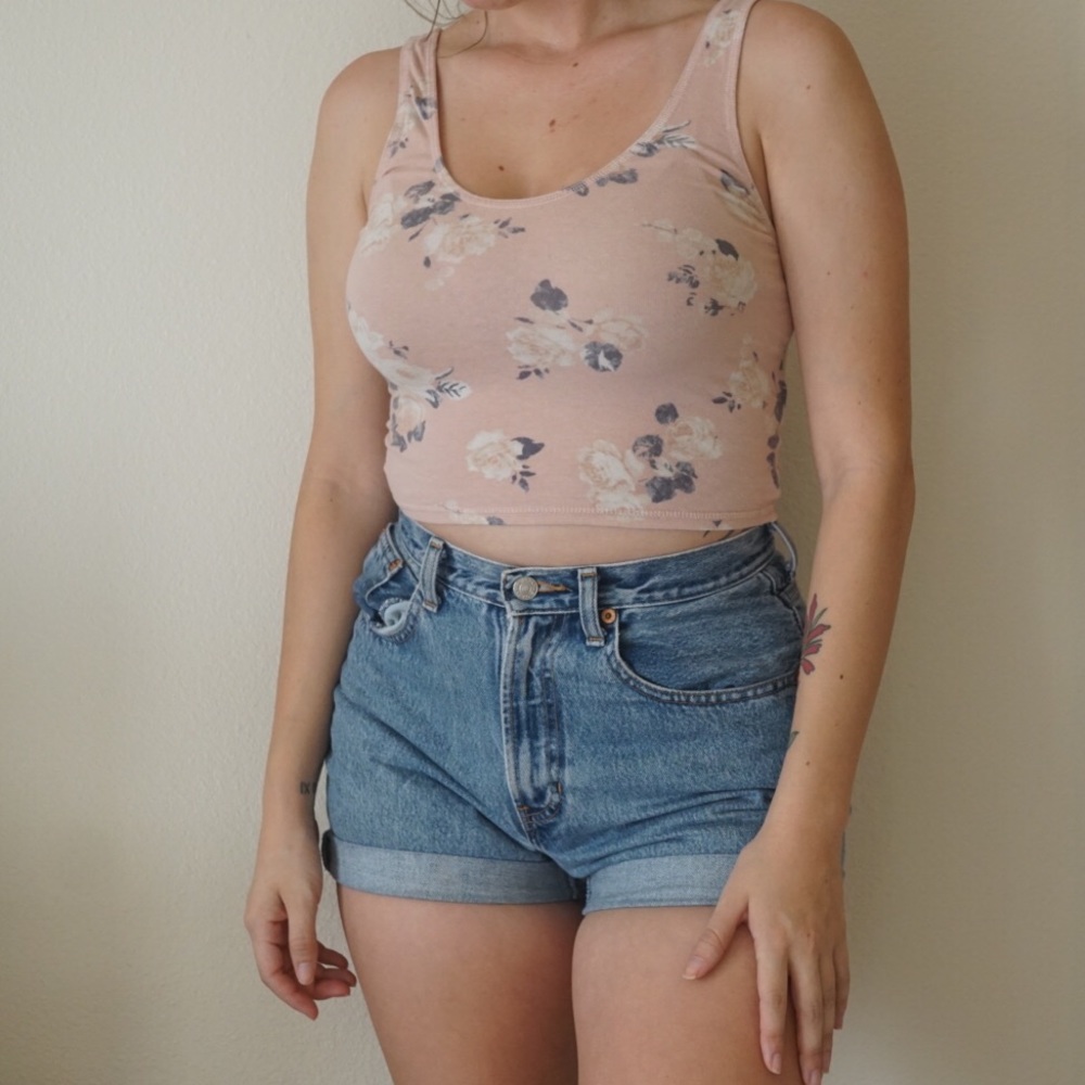 UO crop top