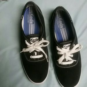 Black keds