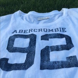 Abercrombie t-shirt