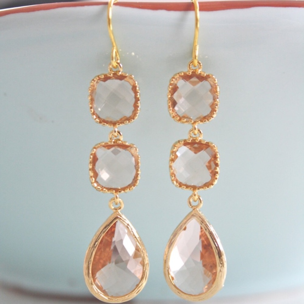 Gold and champagne dangle earrings - Picture 2 of 4