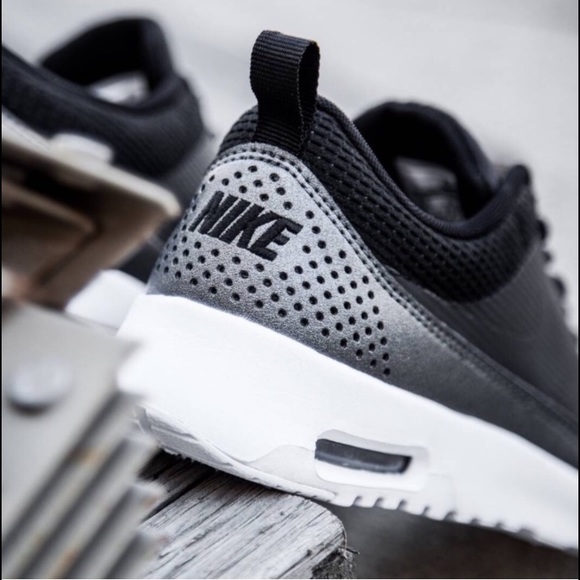 Nike Air Max Thea Textile - Picture 2 of 8