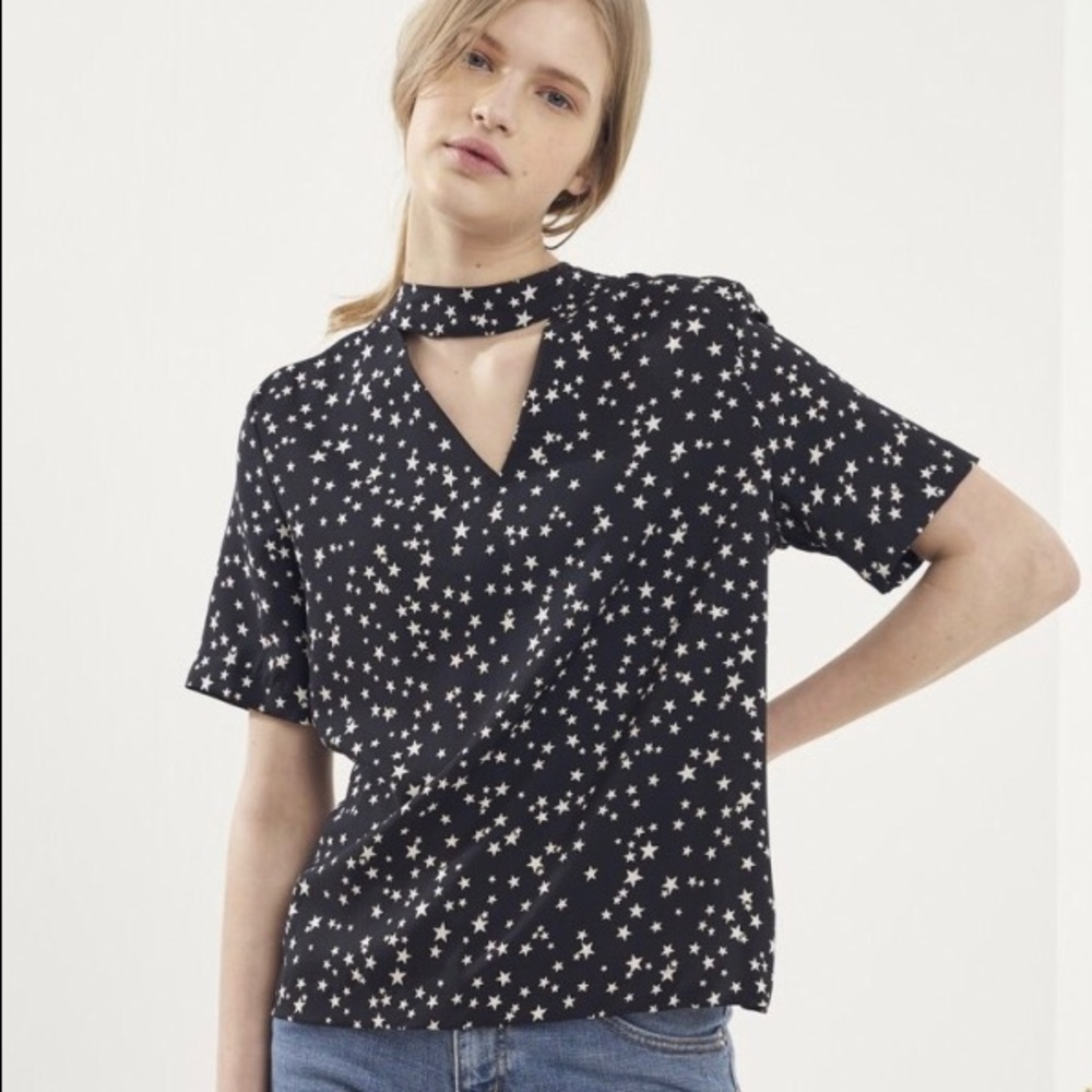 Black and white print V cross neck collar top NWT
