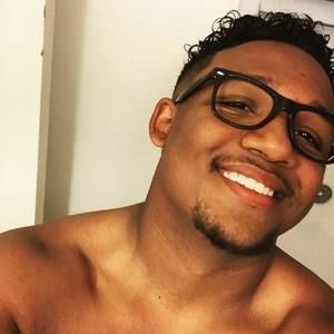 Meet your Posher, Isaiah