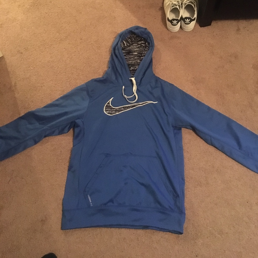 Men's Nike thermafit pullover hoodie size small