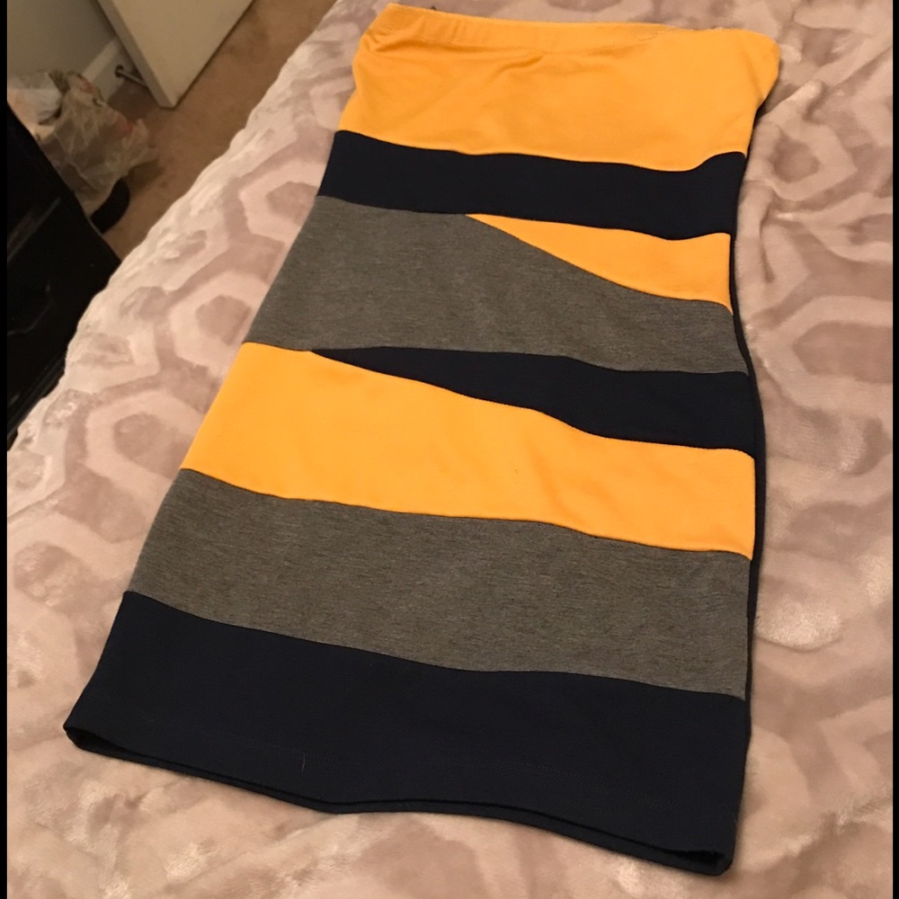 Strapless dress
