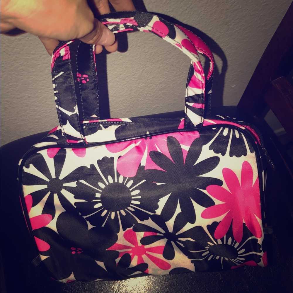 Flowered Make Up Bag - Picture 1 of 2