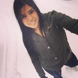 Meet your Posher, Adriana