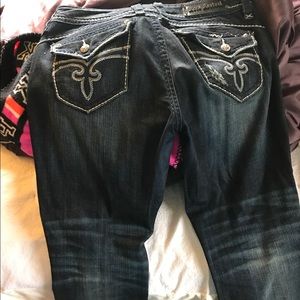 Rock revival crop jeans