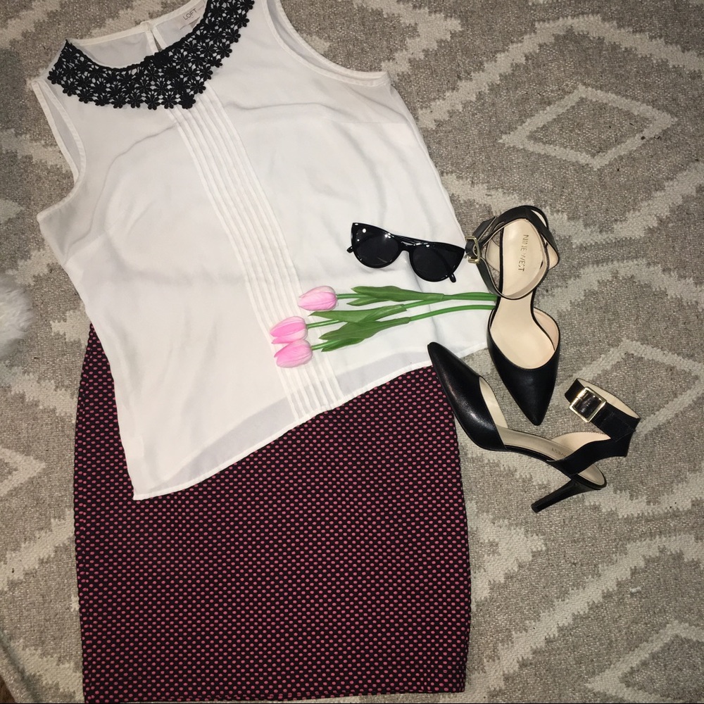 LOFT *NWT* polka dot pencil skirt