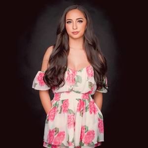 Meet your Posher, Jade