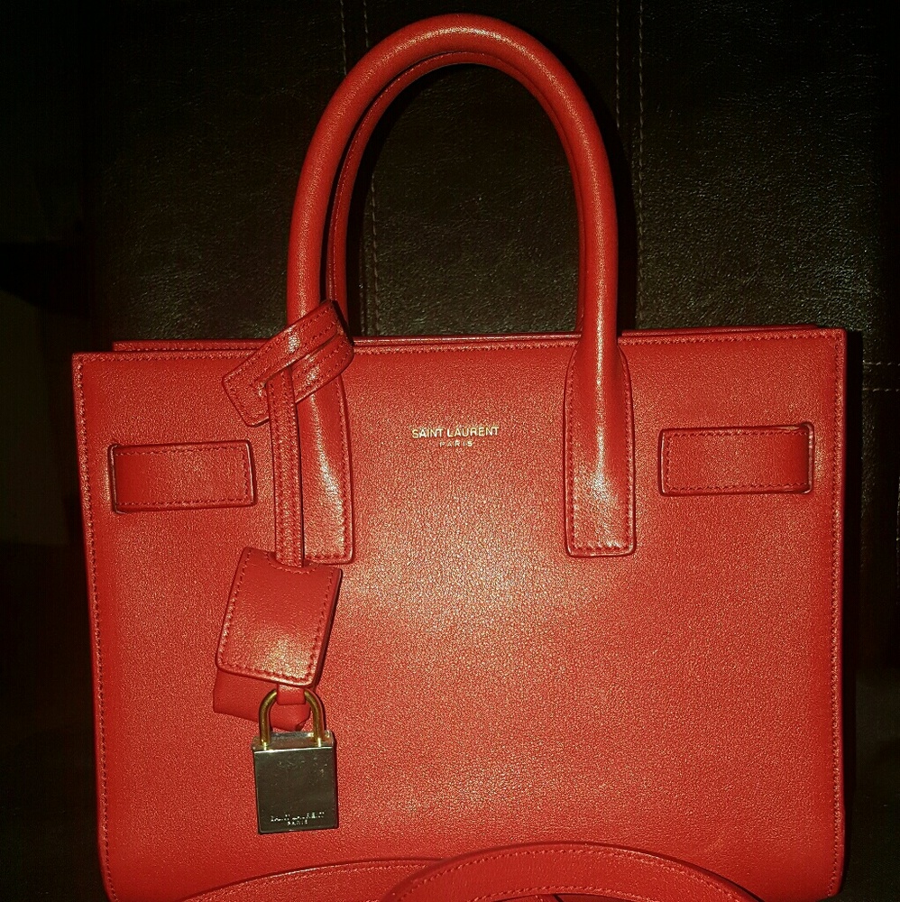 SOLD! Red Nano Sac De Jour