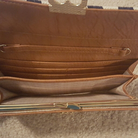 Wallet - Picture 3 of 7