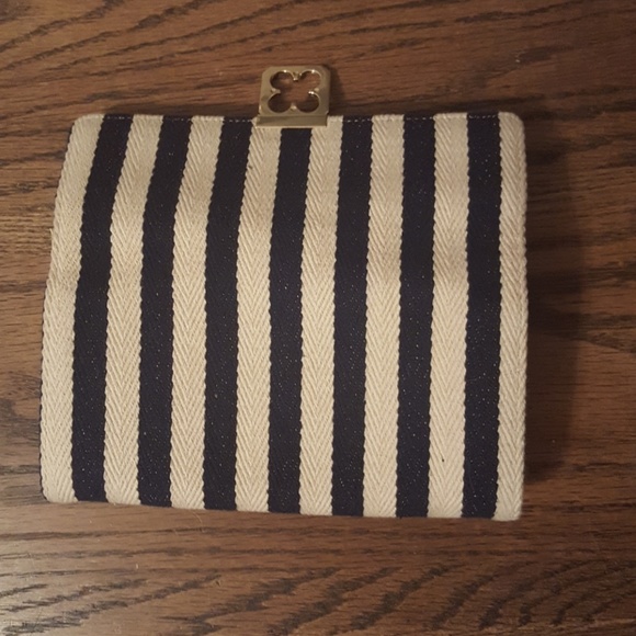 Wallet - Picture 4 of 7